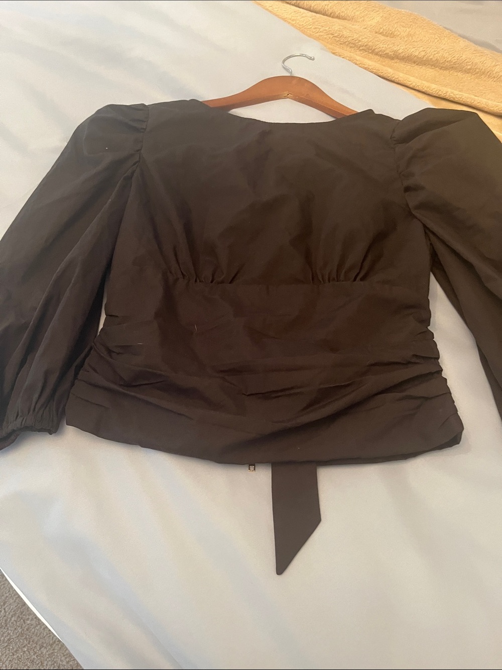 Women’s Black Puff Sleeve Peplum Top